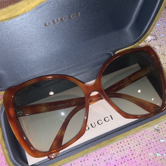 Gucci Sunglasses - Picture 1 of 2